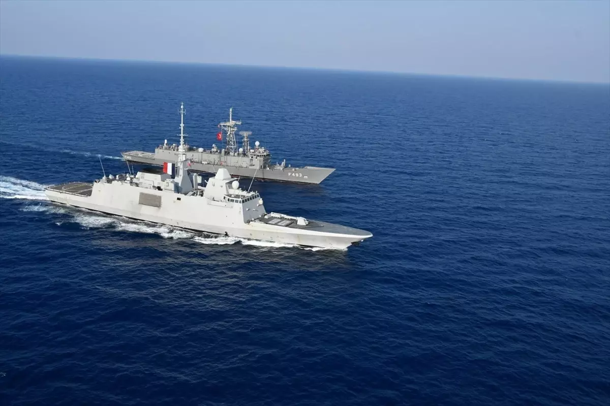 Fırkateynler Akdeniz’de Eğitim Gerçekleştirdi