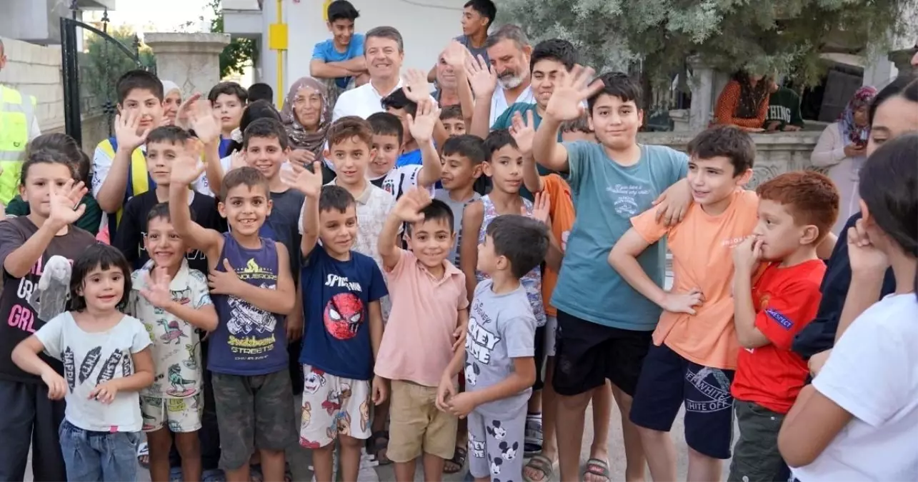 İmamoğlu’nun Adıyaman’a Gönderdiği Kırtasiye ve Oyuncaklar Çocukları Sevindirdi