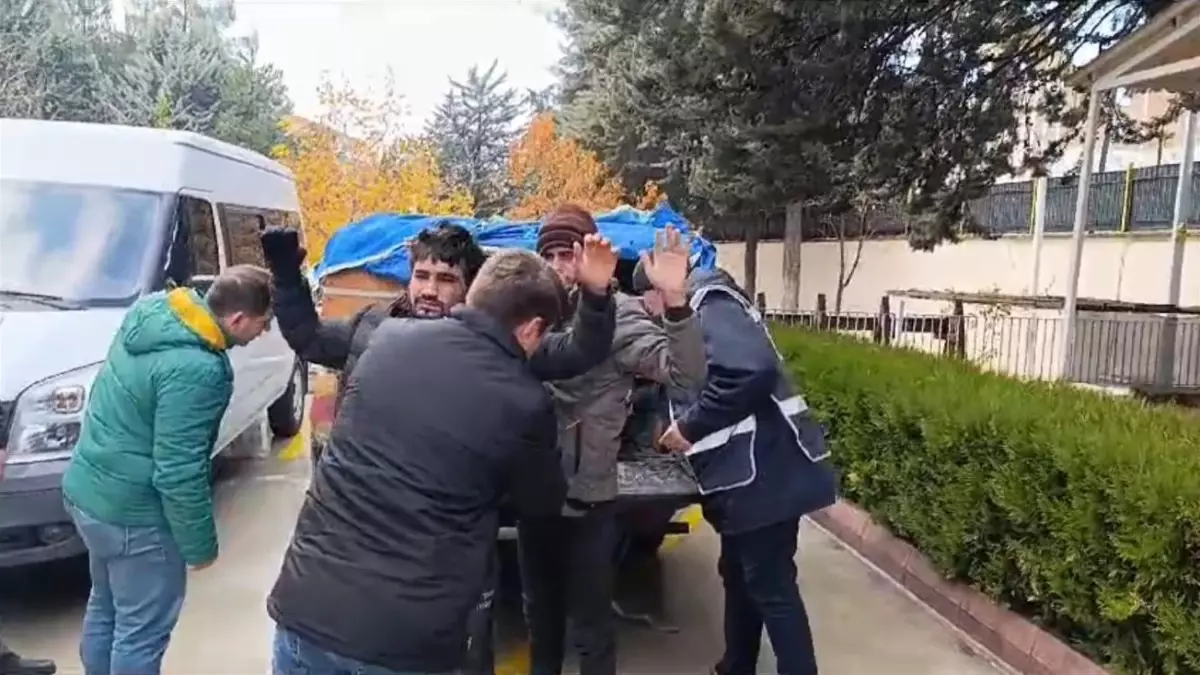 Amasya’da Kaçak Göçmen Operasyonu: 4 Afgan Yakalandı